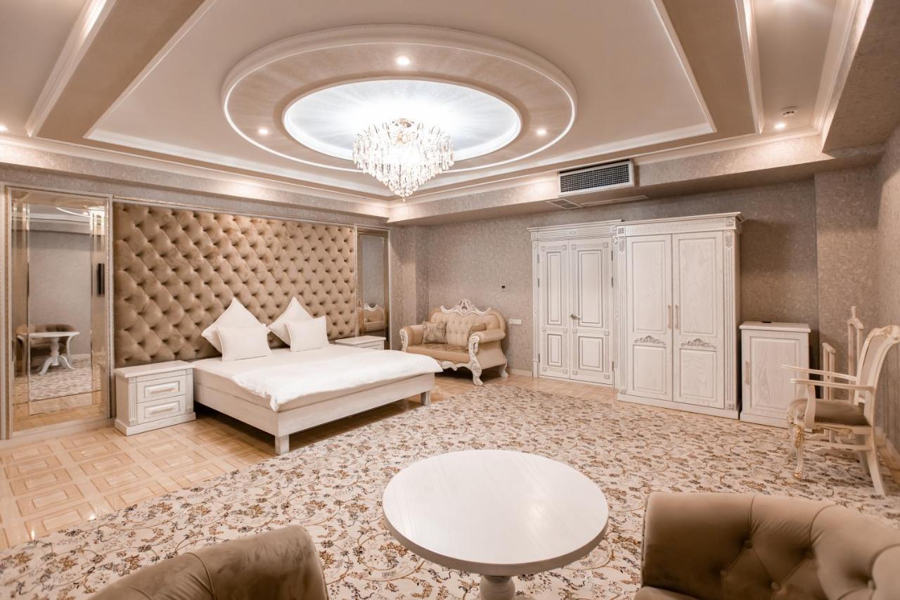 Oydinplaza Hotel Наманган Экстерьер фото