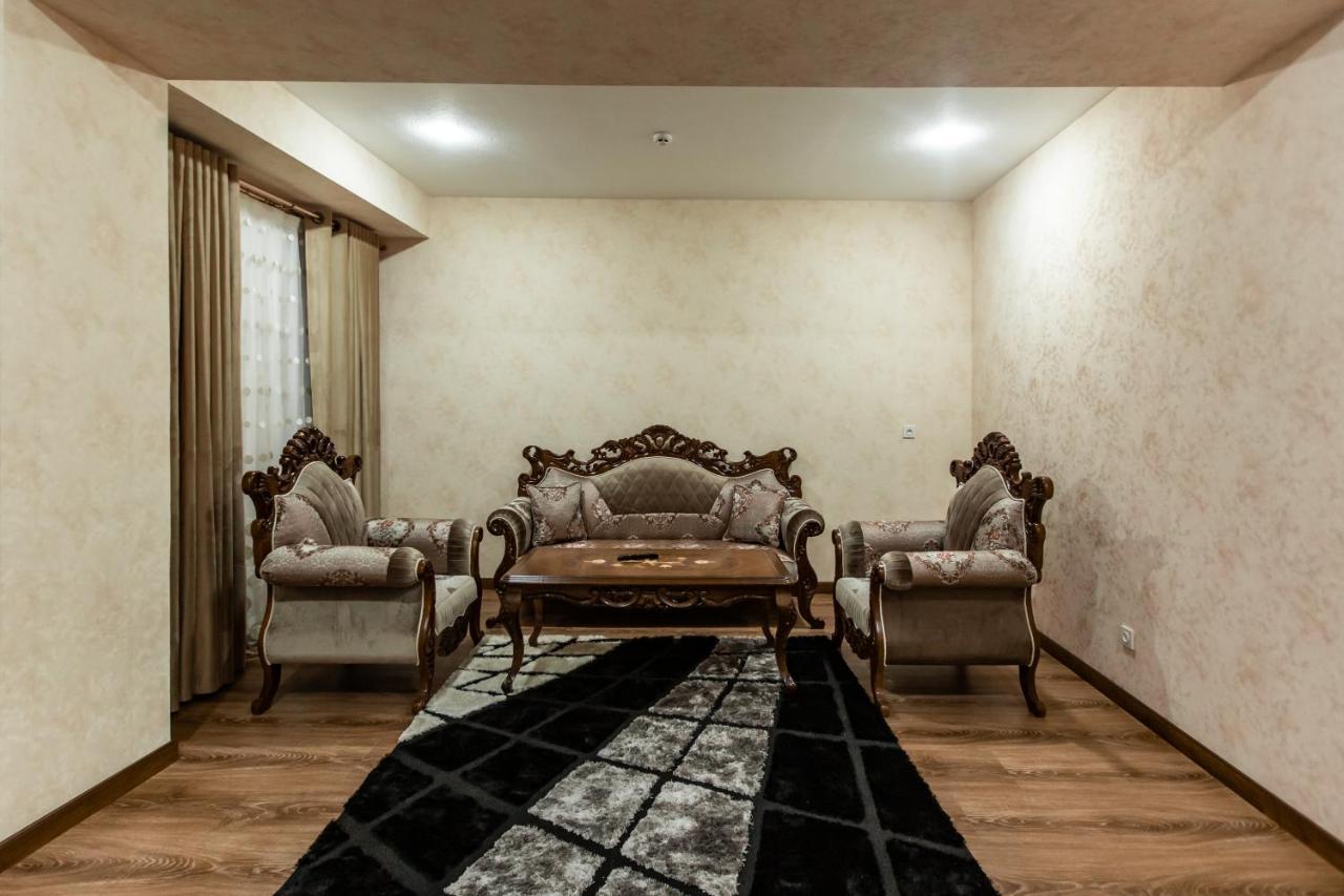 Oydinplaza Hotel Наманган Экстерьер фото