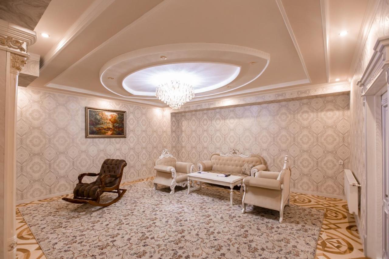 Oydinplaza Hotel Наманган Экстерьер фото